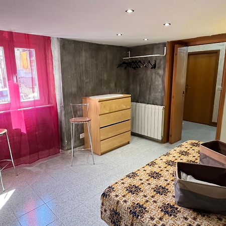 Romuhouse Economy Apartment Metro B Εξωτερικό φωτογραφία