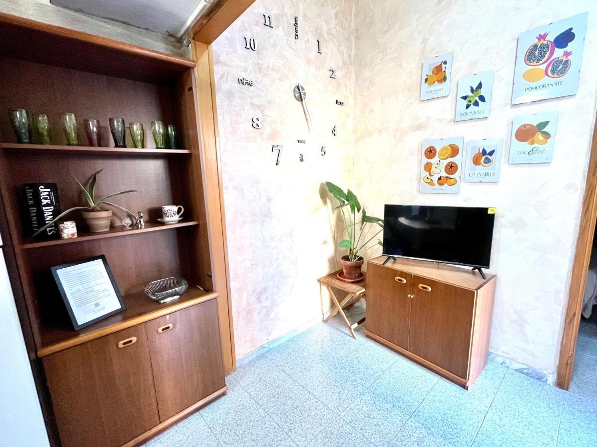 Romuhouse Economy Apartment Metro B Εξωτερικό φωτογραφία