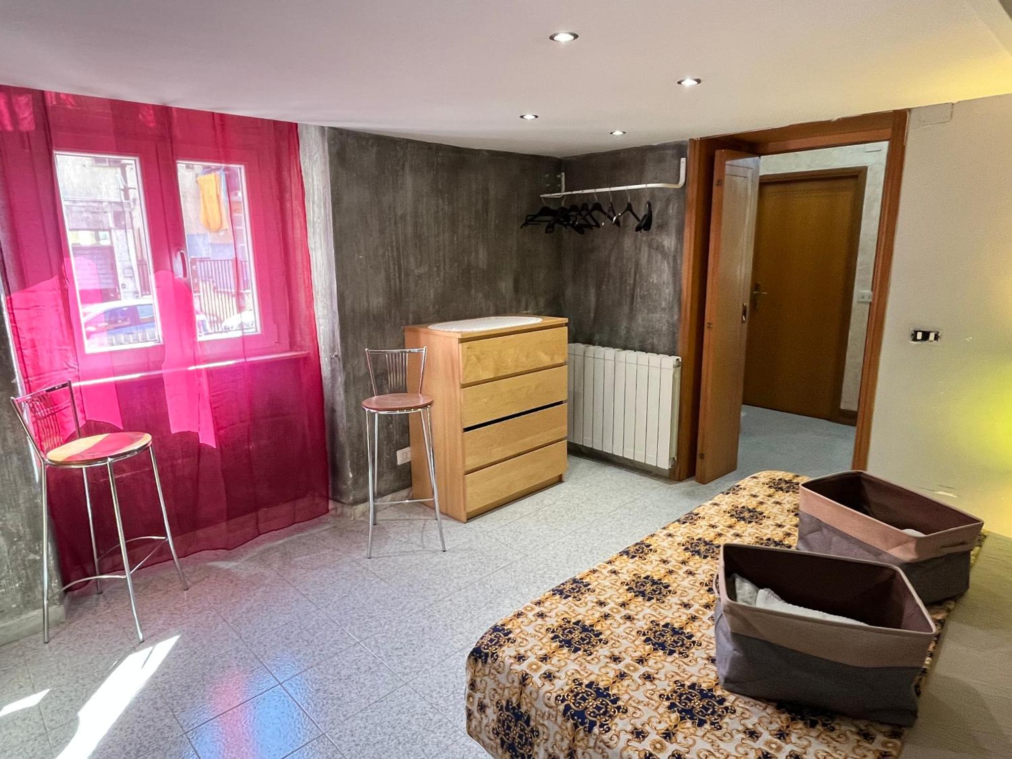 Romuhouse Economy Apartment Metro B Εξωτερικό φωτογραφία