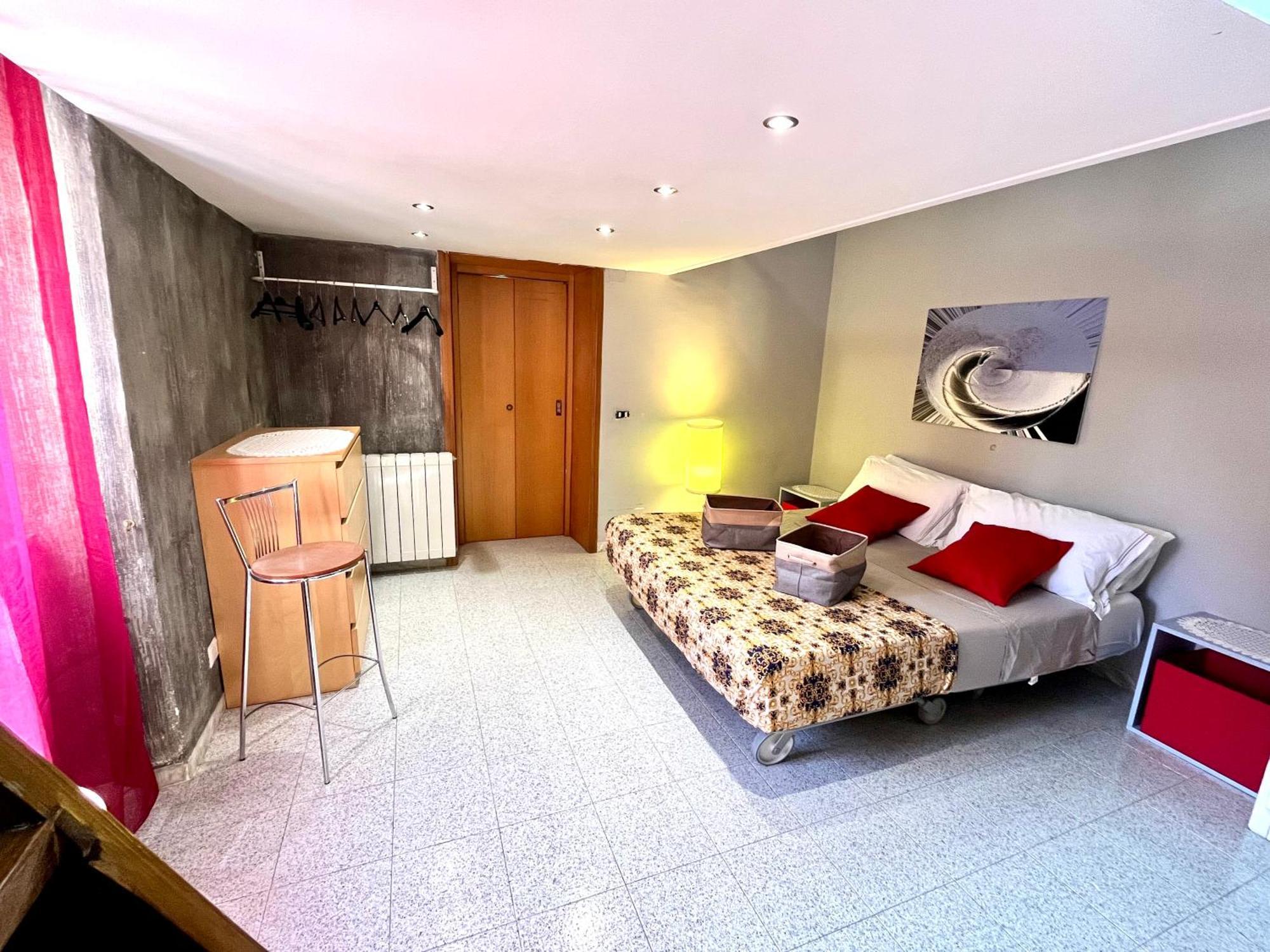 Romuhouse Economy Apartment Metro B Εξωτερικό φωτογραφία